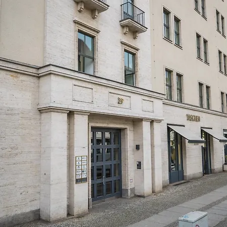 Apartment Homaris Schlueterstrasse Berlin