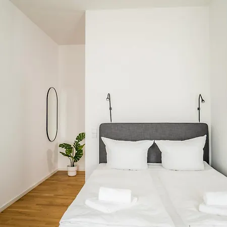 Homaris Schlueterstrasse Apartment *