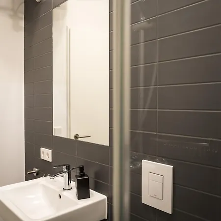 Apartment Homaris Schlueterstrasse