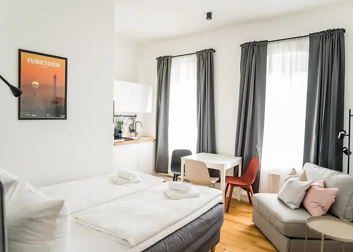 Homaris Schlueterstrasse 公寓 *