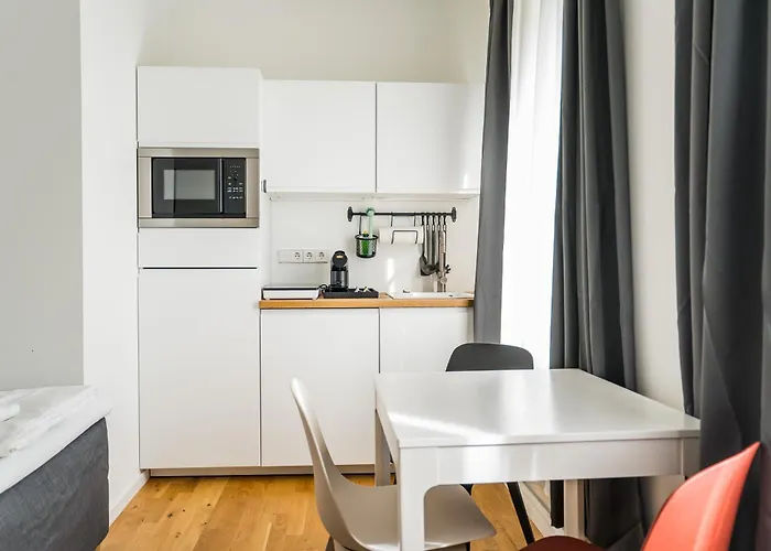 Homaris Schlueterstrasse Daire