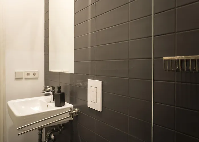 Homaris Schlueterstrasse Lägenhet