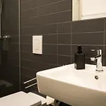 Homaris Schlueterstrasse 公寓