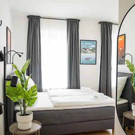 Homaris Schlueterstrasse *