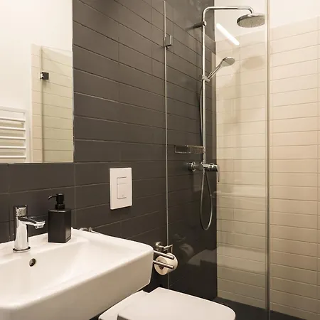 Homaris Schlueterstrasse Berlin