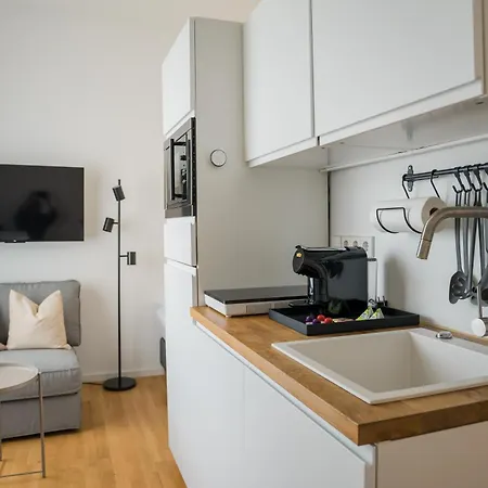 Apartment Homaris Schlueterstrasse Berlin