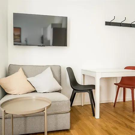 Apartment Homaris Schlueterstrasse Berlin