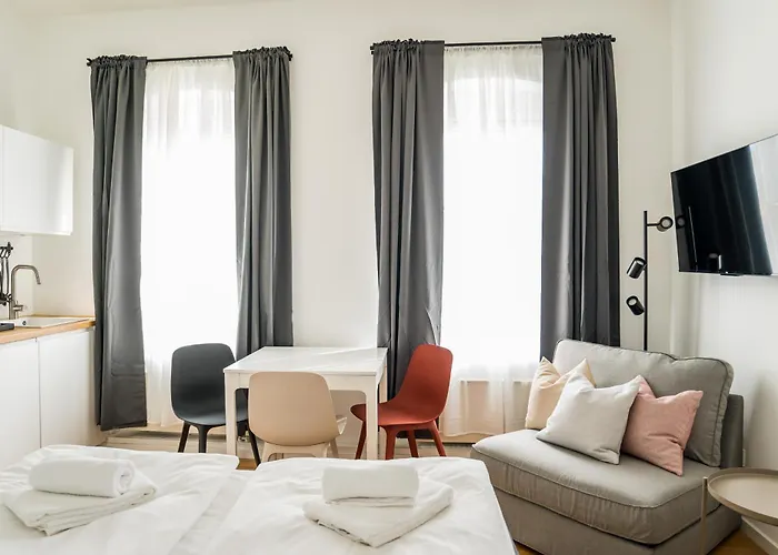 Homaris Schlueterstrasse ベルリン