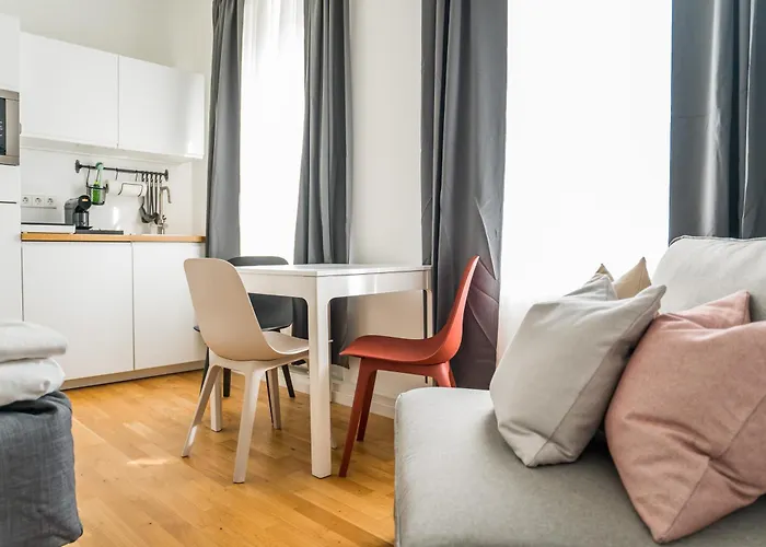 Homaris Schlueterstrasse ベルリン